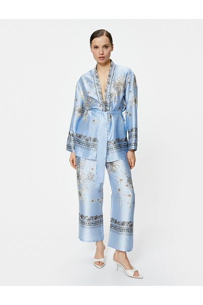 Koton Saténové květinové kimono oversize - podrobný pas