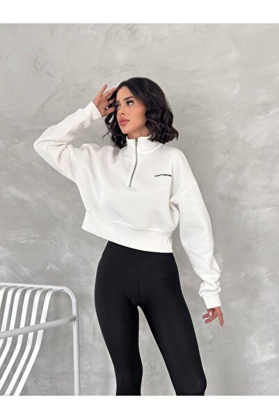 gozdefashion سويت شيرت نسائي بتفاصيل مطبوعة من Do Not Overthink