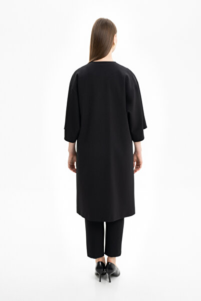 Aker İşleme Detaylı Pelerin Kol Kap