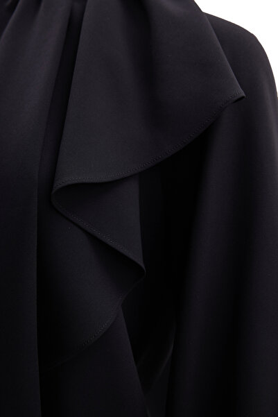 Aker Volanlı Şık Bluz