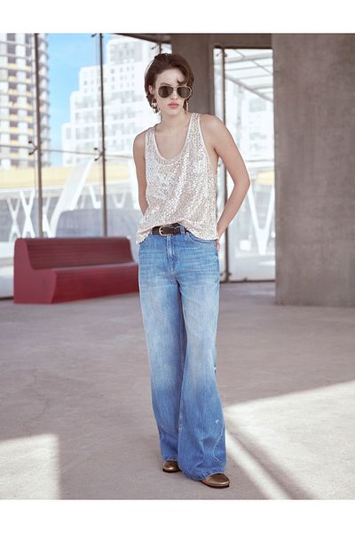 Koton Gerade Jeans mit weitem Bein und niedriger Taille aus Baumwolle mit Taschen - Lockere gerade Jeans