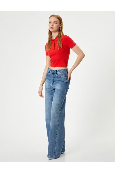 Koton Polo Neck Crop T-Shirt - Slim Fit, Buttoned, Short Sleeve