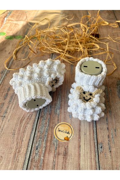 seraskids Hand Knitted White Lamb Figured Baby Panduf Booties