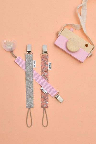 e&f Store Cotton Certified 3-Piece Pacifier Strap Set - Striped and Floral Baby Chain