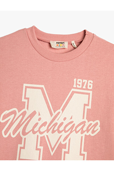 Koton Vysokoškolská mikina s žebrovaným výstřihem a dlouhým rukávem