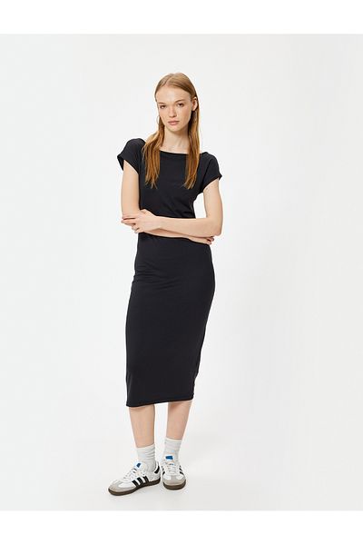 Koton Μολύβι Midi Slim Fit - Κοντό μανίκι, λαιμόκοψη