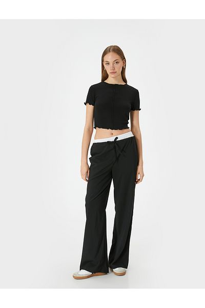 Koton Βισκόζη κοντό μανίκι με ραβδώσεις Crop T-Shirt - Crew Neck