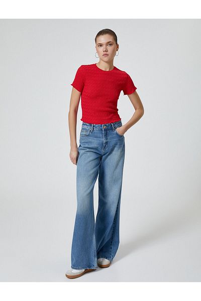 Koton Textured Crop Top - Short Sleeve Crew Neck - Slim Fit Bürument