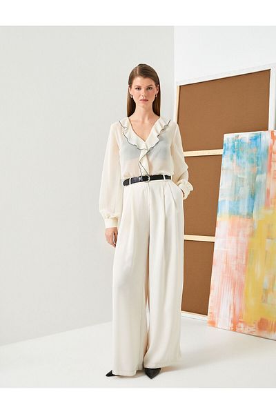 Koton Chiffonbluse mit Rüschen, V-Ausschnitt, Ballonärmel