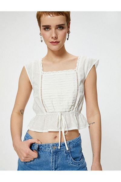 Koton Kurzes Tanktop aus Baumwolle – mit Krawatte und Stickereien