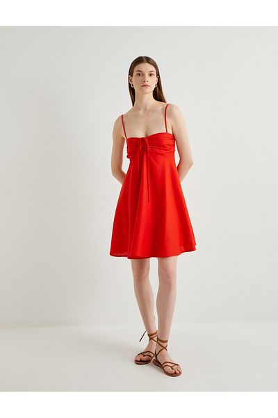 Koton Minikleid aus Leinenmischung – mit dünnen Trägern zum Binden und drapiertem Inhalt