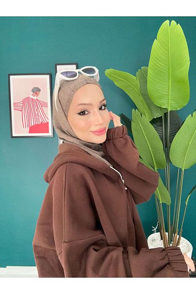 Oxygen Scarfs Plug and Go Knitwear Balaclava Head