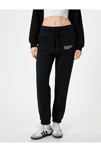 Koton Şardonlu Jogger Eşofman Altı Beli Bağcıklı Baskılı Cepli