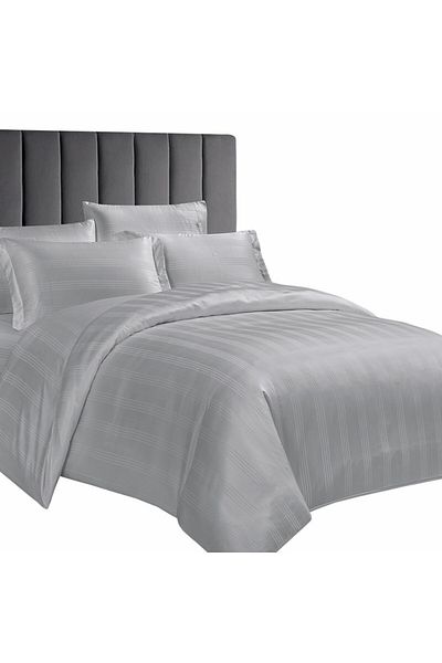 Donetella Variegated Stripes Bedding Comforter Set, 7 Pcs King Size Removable Cover Fits 240x260 Cms