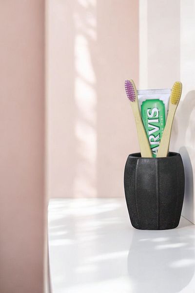 Evene Toothbrush Holder Toothbrush Holder Toothbrush Stand Toothbrush Holder Black Model 13
