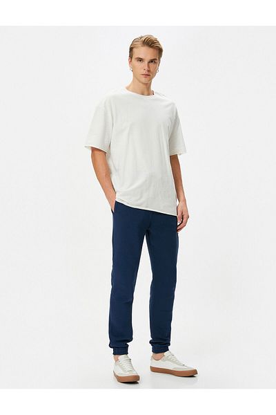 Koton Jogger Sweatpants με κορδόνι στη μέση με φερμουάρ και λεπτομερείς τσέπες