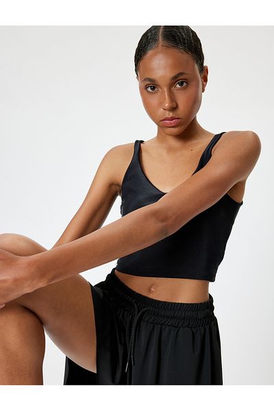 Koton V-Neck Covered Slim Fit Sports Bra