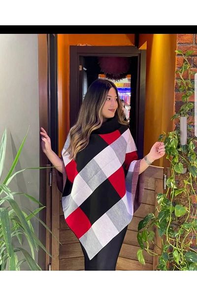 sportiness Women's Square Print Neckline Triangle Knitwear Poncho