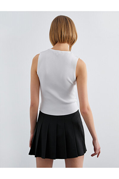 Koton Tanktop mit Fensterdetail