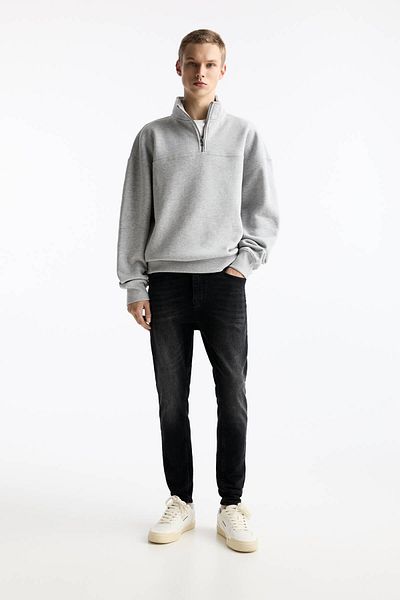 Pull & Bear Washed carrot-fit jeans