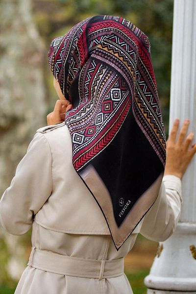 Vissona Tivil وشاح حريري 17025-0004-0001 نمط مختلط أسود