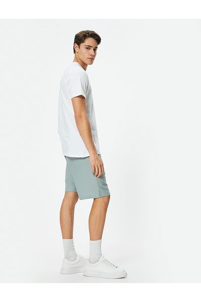 Koton Bermudashorts aus Baumwolle – Taschendetail