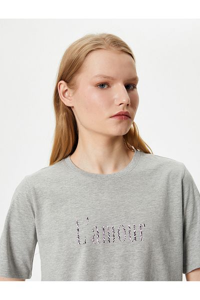 Koton Kurzarm-T-Shirt aus Baumwolle mit Rundhalsausschnitt und Slogan-Print