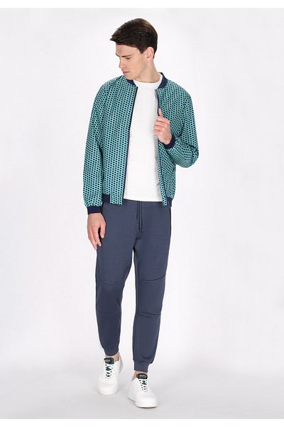 Mo Jacke