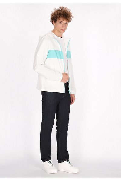 Mo JACKE