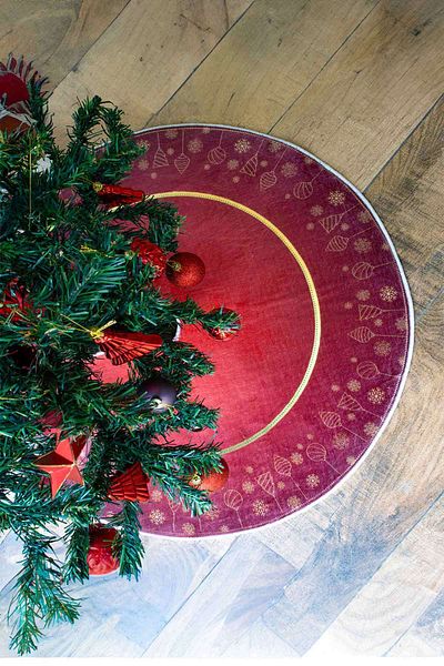 Aden Pine Tree Foot Carpet Cover, Christmas Tree Cover, Pine Pattern 80X80 cm Woven Base