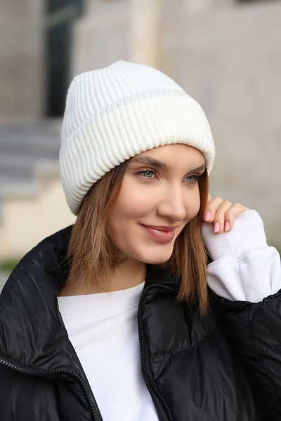 REMSA Екрю жіноча шапка - з блискітками, модель RKŞ-1139