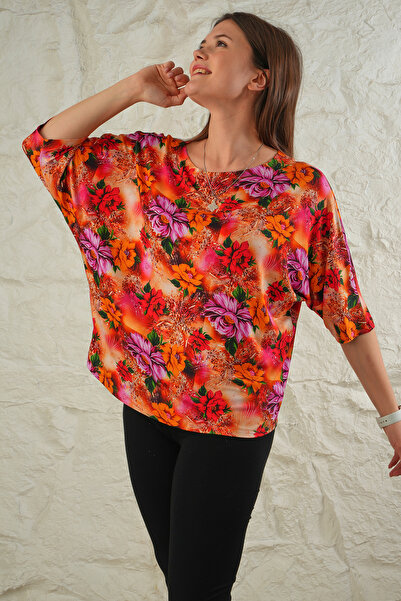 ESPİNA Women's Oversize Viscose Floral Bat Sleeve T-Shirt