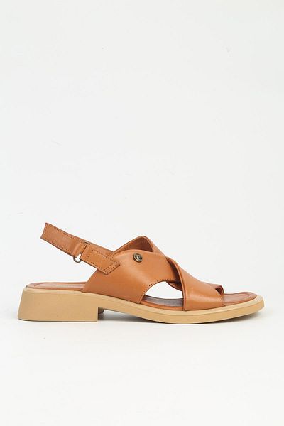 Pierre Cardin Tan γυναικεία δερμάτινα σανδάλια PCK-5017