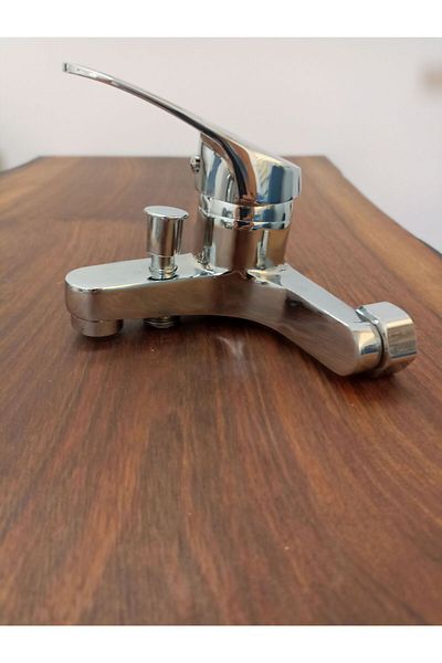 Golden Bathroom Faucet - Mix Design