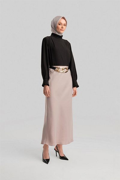 Armine Fusta din satin culoare piatra - model Ort1534