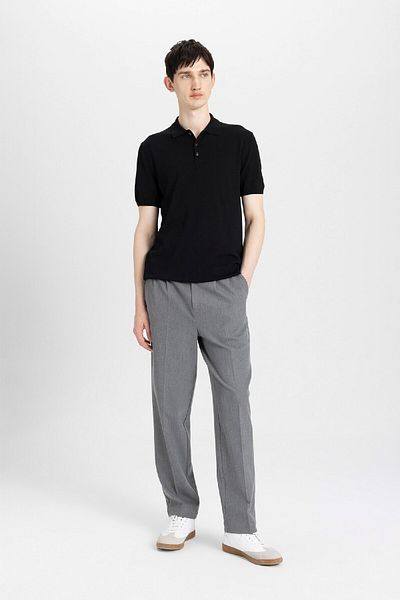 DeFacto Slim Fit Kurzarm-Strick-Polo-T-Shirt Y5369az24sm