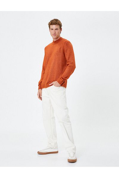 Koton Basic-Strickpullover mit halbem Rollkragen und schmalem Schnitt