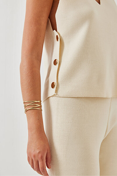 Bianco Lucci Γυναικείο Πλεκτό Κοστουμάκι Μπλούζα και Κάτω μέρος με Λεπτομέρεια Κουμπιών στο πλάι 60351274