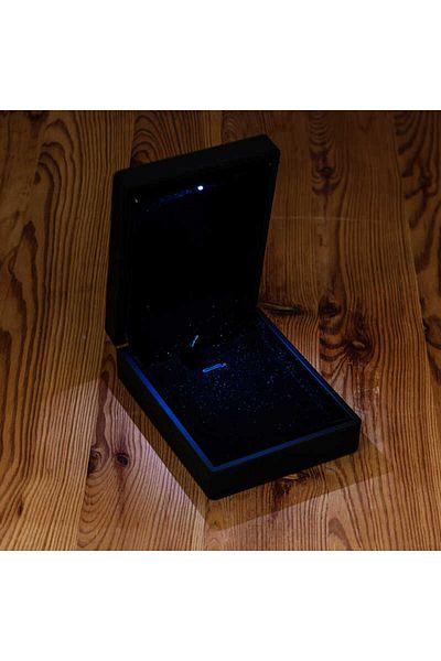 EDALKILIÇ Lighted Black Color Necklace Box
