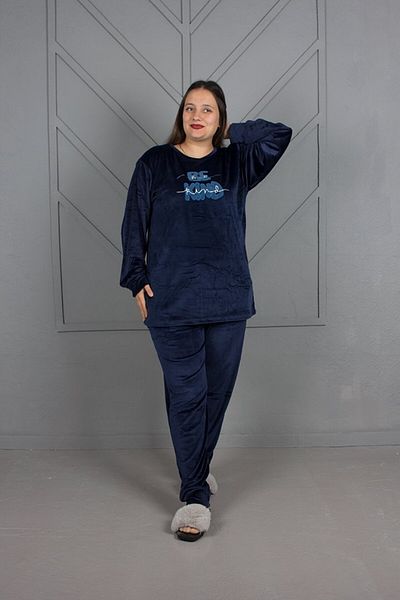 Truva XXL Plus Size Elastic Velvet Suit