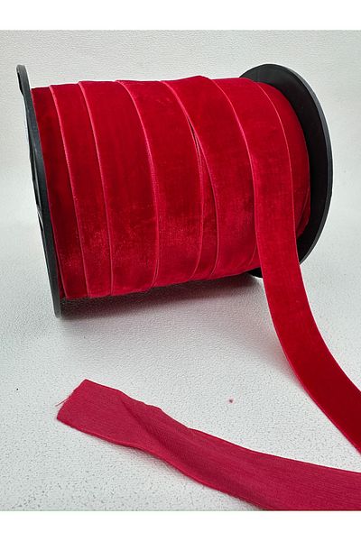 paşateks since 1995 şekil 5 Meters Red Plain Velvet - New Year Pack, Pine Tree Decorated