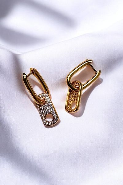 PETEK AKSESUAR 2cm Wide Stylish Hoop Earrings with Stone Detail