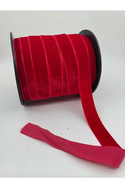 paşateks since 1995 şekil 5 Meters Red Plain Velvet - New Year Pack, Pine Tree Decorated
