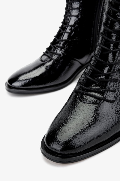 Valmenti Kadın . Siyah Topuklu Bot