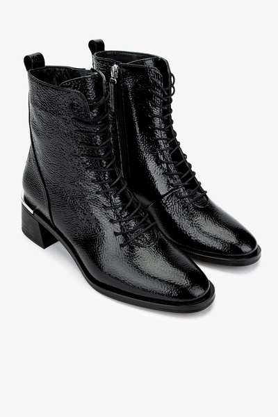 Valmenti Kadın . Siyah Topuklu Bot