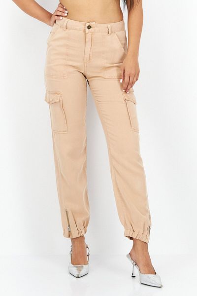 Guess Women'sEsPants