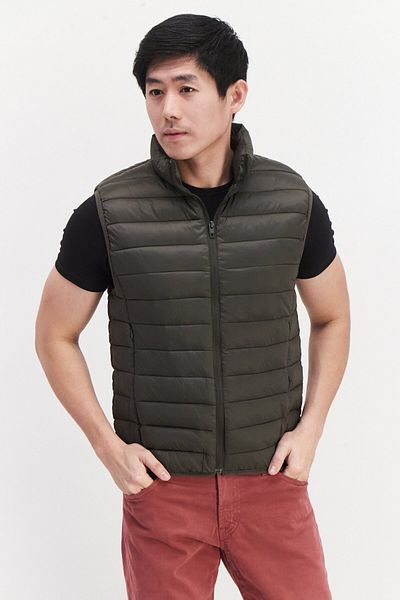 French Connection Men Quilted Sleeveless Jacket, Dark Olive