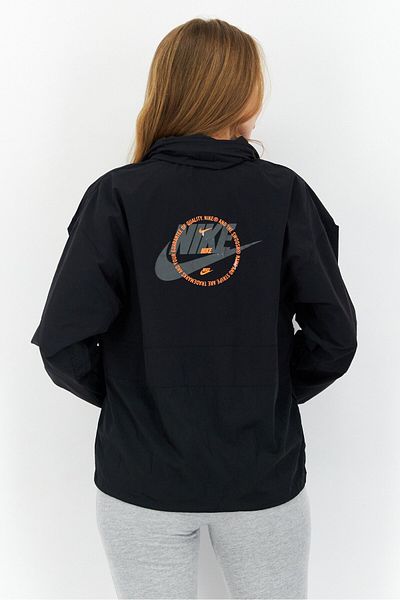 Nike Women Loose Fit Long Sleeves Running Jacket, Black