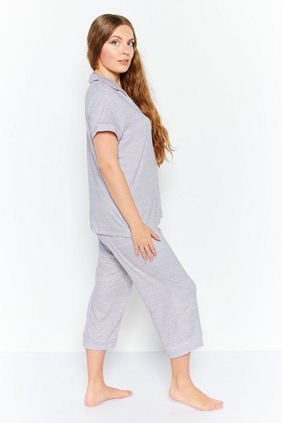 Rae dunn Women 2 Pieces Stripe Print Notch Collar Capri Pajama Set, Grey