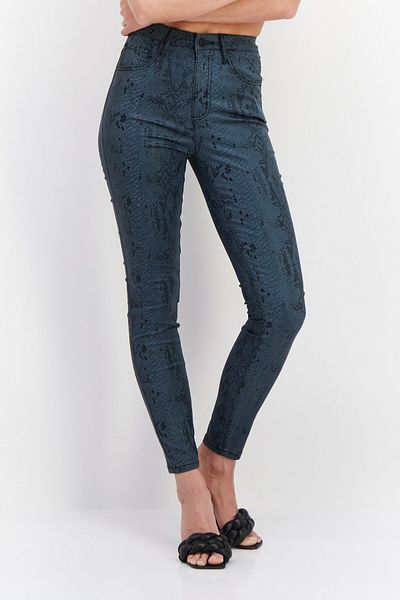 Guess Women Skinny Fit Textured Pattern Leather Pants, Black
